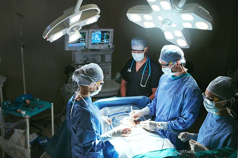 Cirugía abierta o mínimamente invasiva en Benito Juárez, CDMX